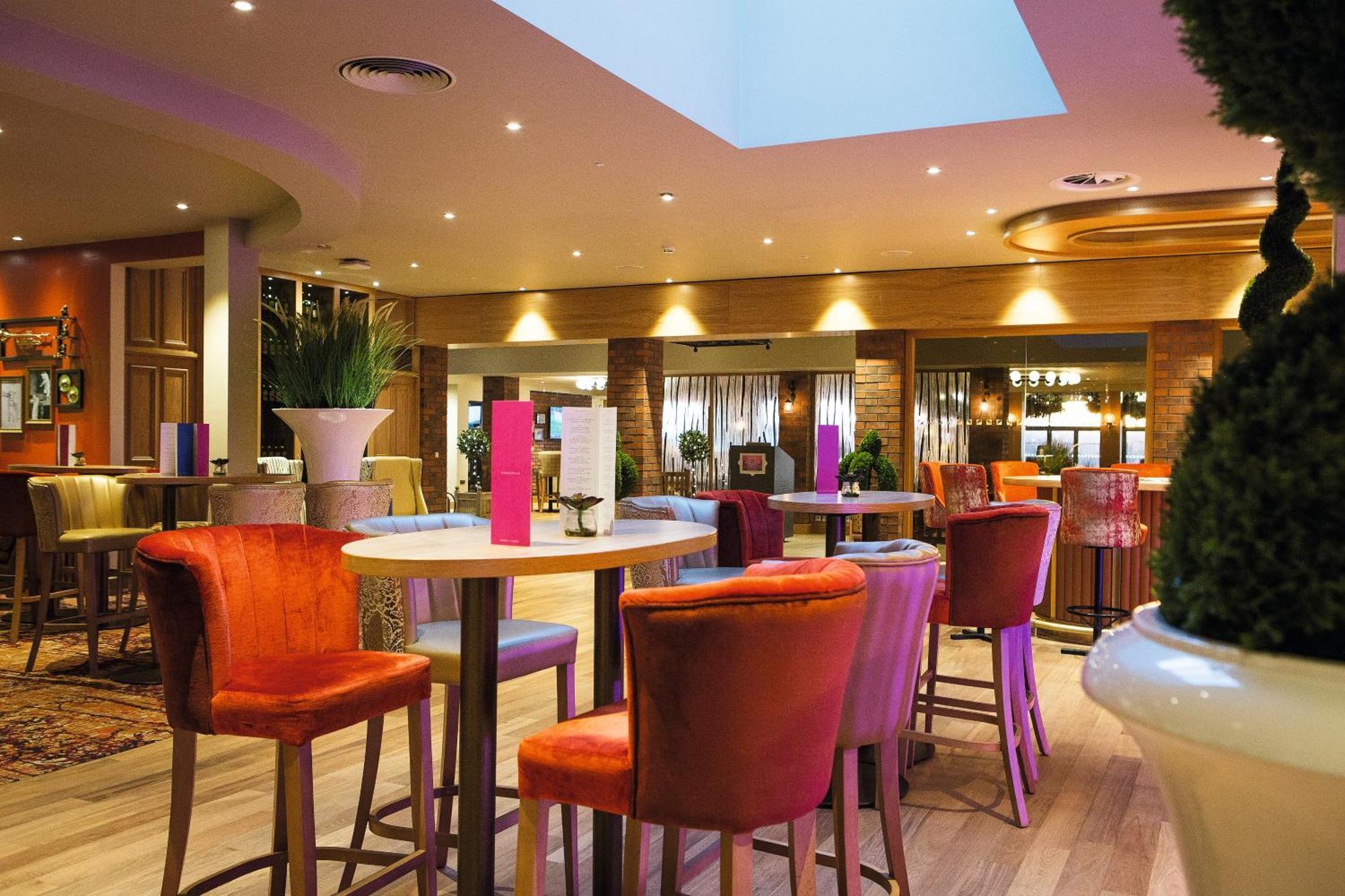 Studley Castle Hotel Екстериор снимка
