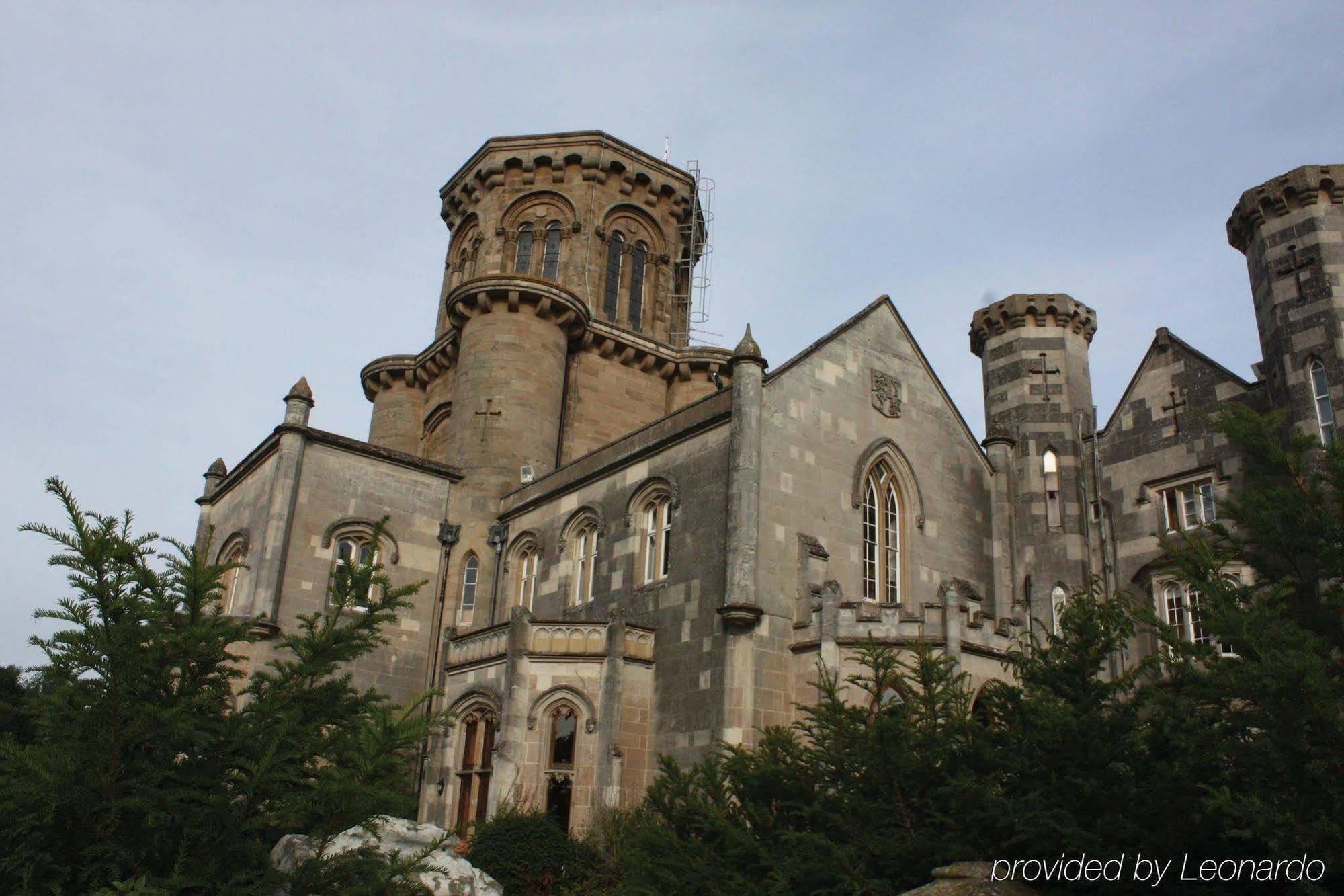 Studley Castle Hotel Екстериор снимка